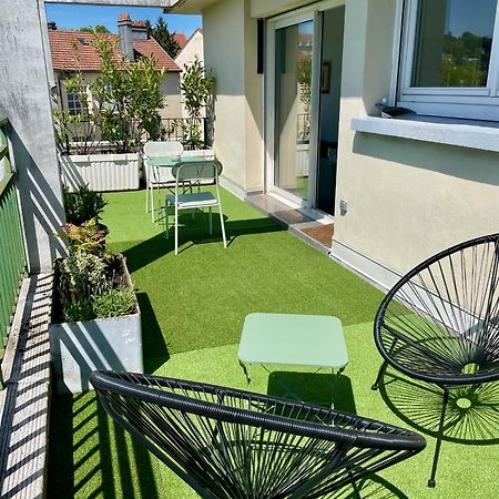 Appartement Avec Terrasse Et Parking Gratuit Accole Montbeliard Exterior photo